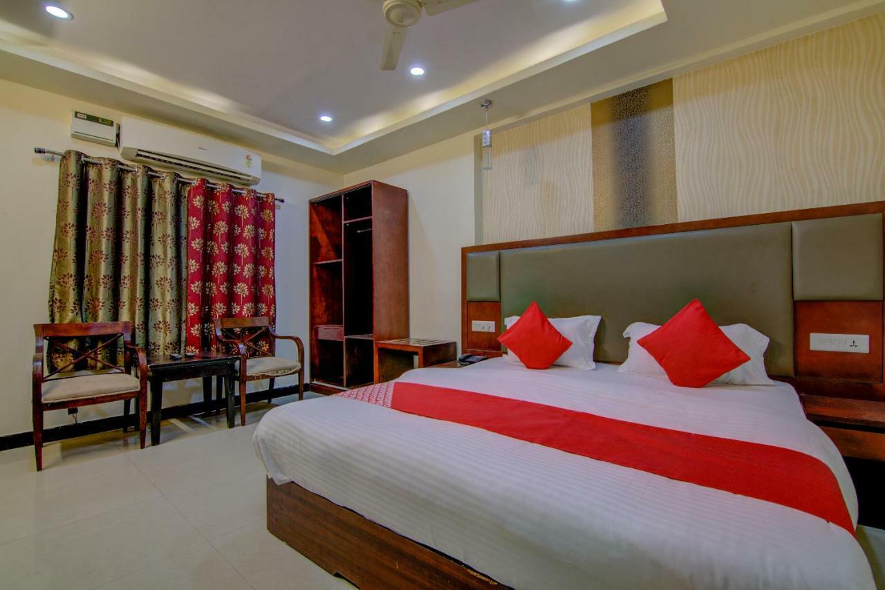 Oyo 14178 Hotel Sea City Visakhapatnam Exterior photo